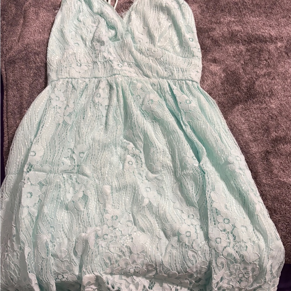 Chic Light Blue Lace Formal Dress